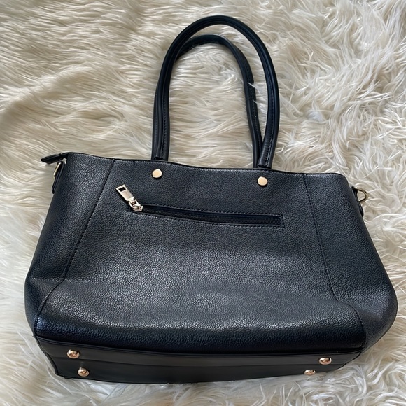 Black gold hardware square tote bag purse handbag elegant cheek shoulder bag - Picture 2 of 16